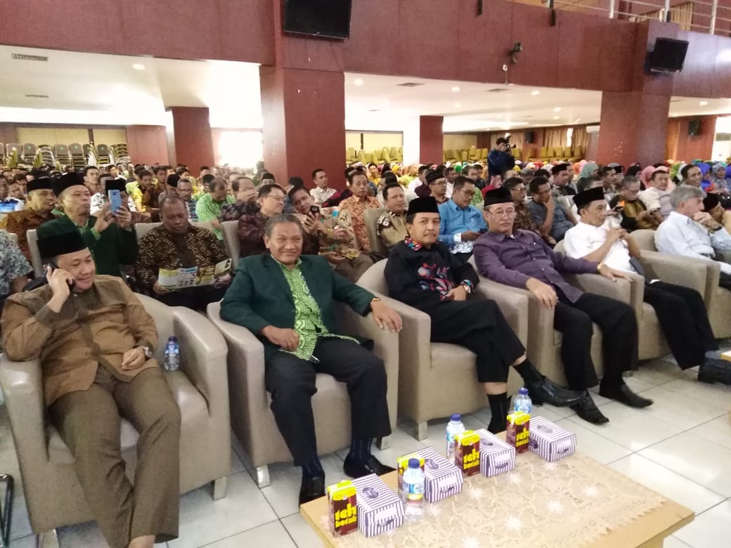 Gambar Libur Lebaran Usai, UIN ALAUDDIN GELAR HALAL BI HALAL di Hari Pertama Masuk Kerja 